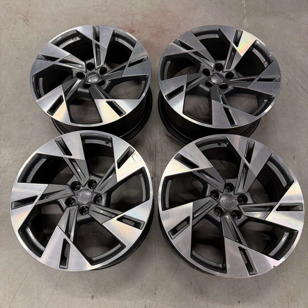 OEM 20" Originele Audi Etron Velgen evt + banden E-tron Velg, Gebruikt, Velg(en), Niet ingevuld, Niet ingevuld