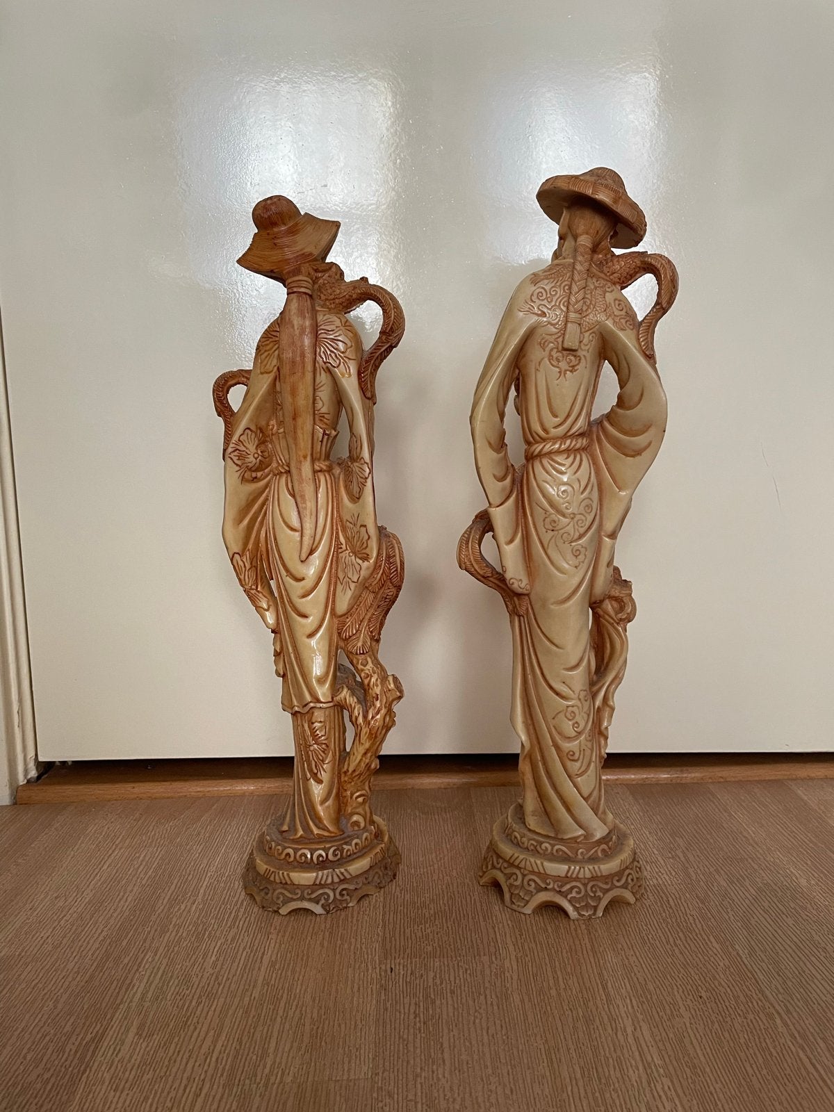 Set van 2 Oosterse Beelden: Man en Vrouw in Traditionele Kle, Groep mensen, Ophalen of Verzenden, Handgemaakt, 20 - 50 cm