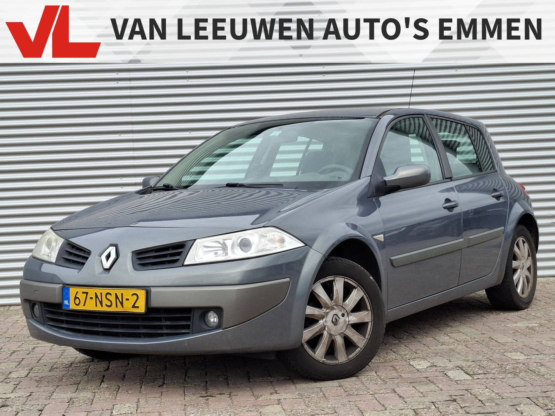 Renault Mégane 1.4-16V Authentique | Nieuw Binnen! | APK 28, Gebruikt, Zwart, 4 cilinders, 620 kg