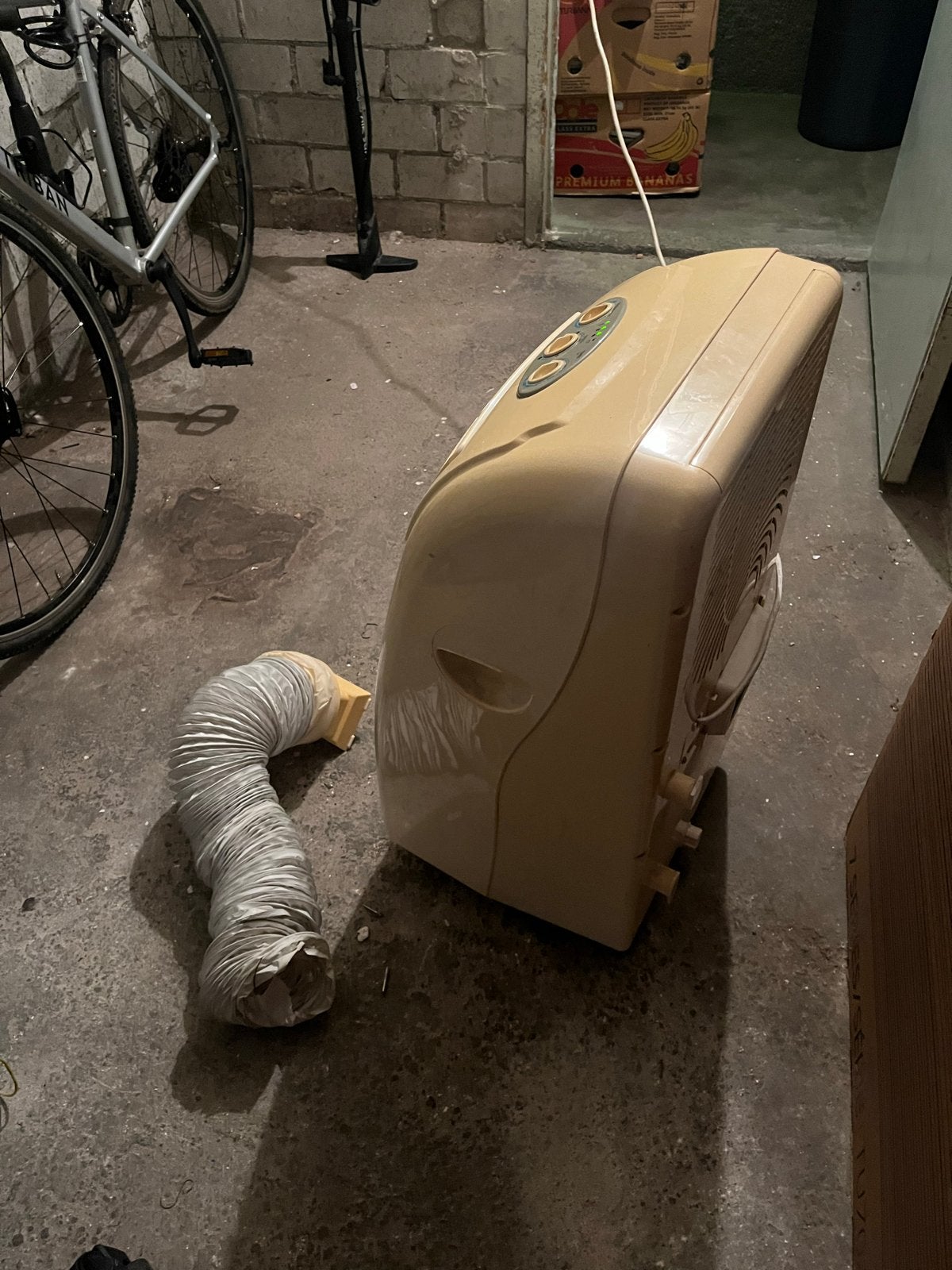 Mobiele airco met slang, Ophalen, Gebruikt, Minder dan 60 m³, 3 snelheden of meer