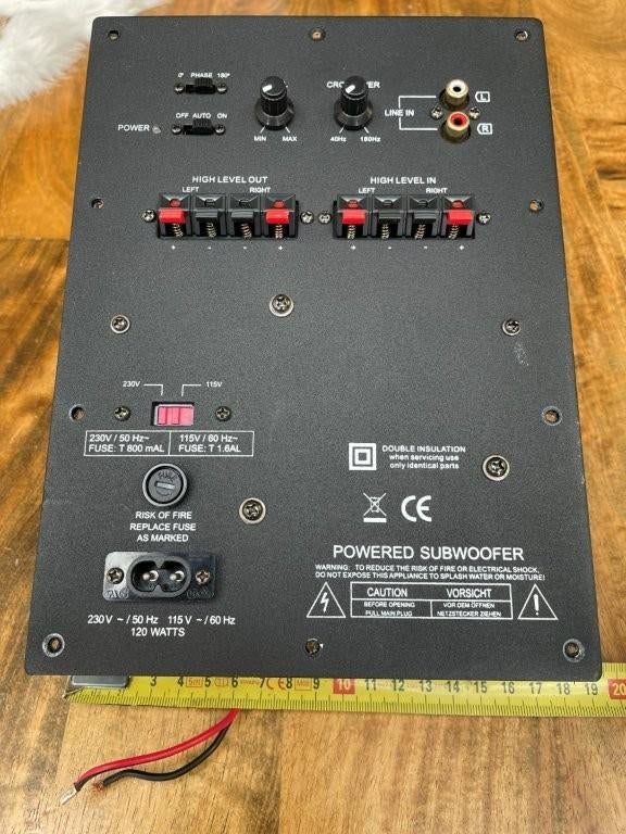 Subwoofer versterker 100 watt, Overige merken, Overige systemen, Ophalen of Verzenden, Zo goed als nieuw