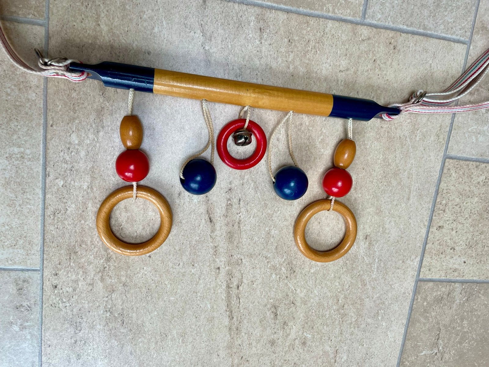 Vintage Houten Babygym / Speelmobiel met Rammelaar, Ophalen of Verzenden, Gebruikt, Babygym, Met geluid