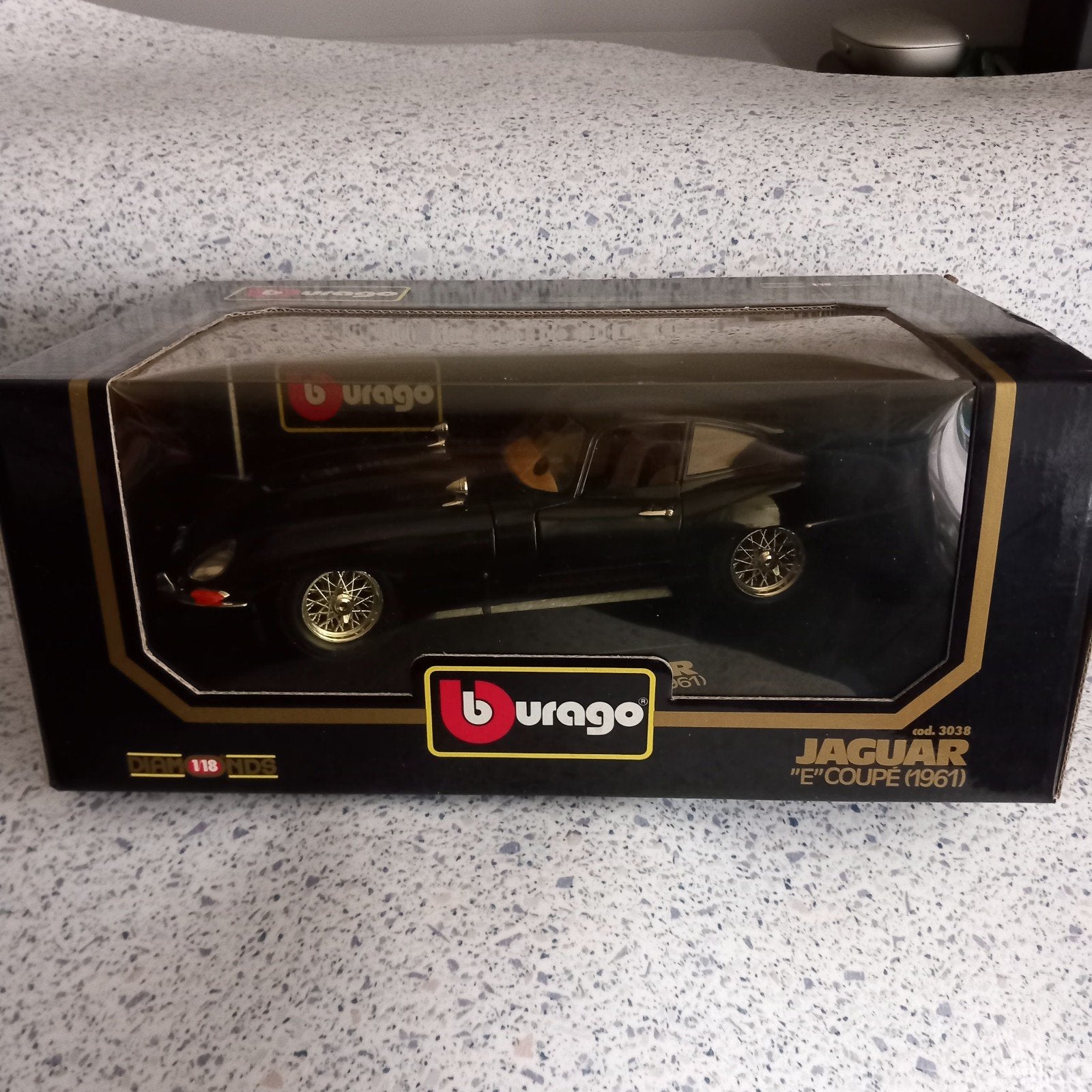 Jaguar E-type coupe Bburago zwart, Ophalen of Verzenden, Nieuw, Bburago