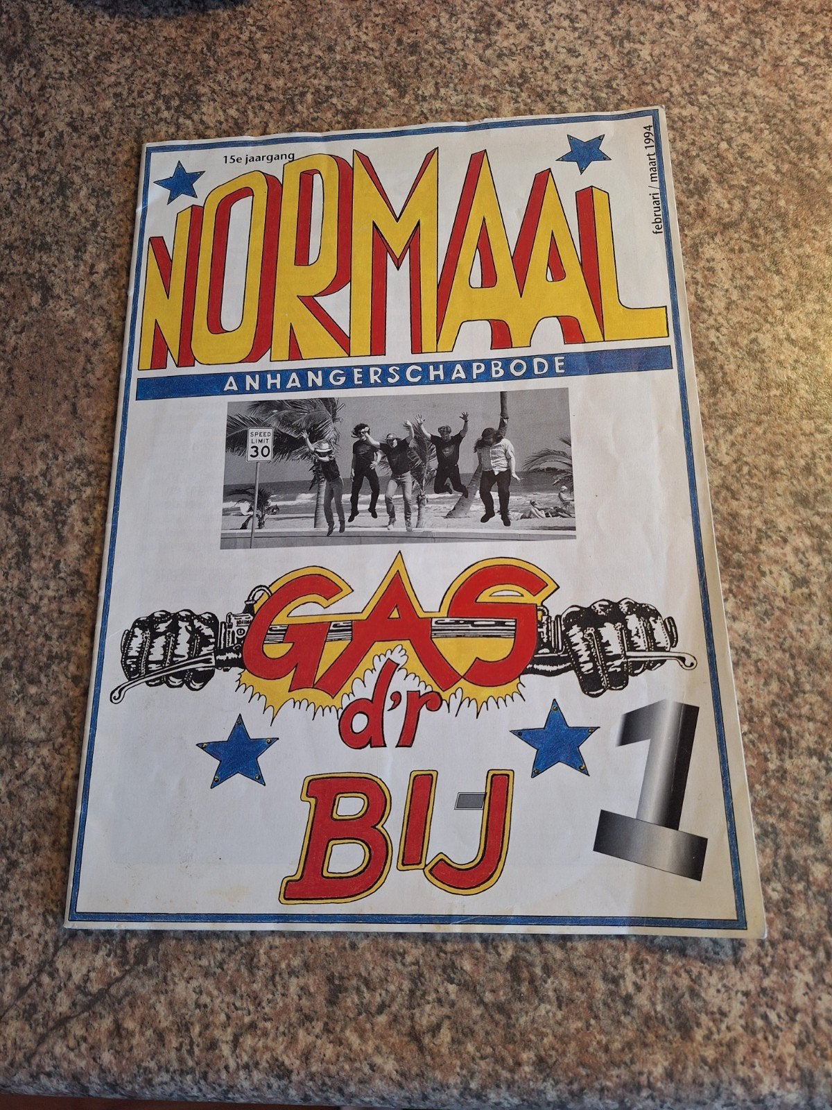 2 Maandbladen NORMAAL Gas d'r bij - 15e jaargang 1994, Ophalen of Verzenden, Gelezen