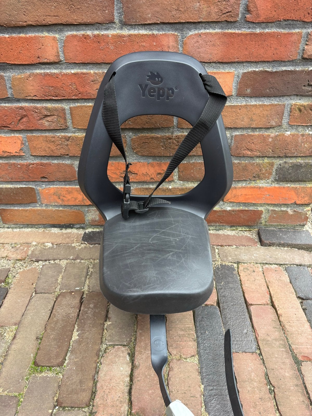 Yepp junior kinderzitje voor op de fiets, Fietsen en Brommers, Ophalen of Verzenden, Gebruikt, Achterzitje