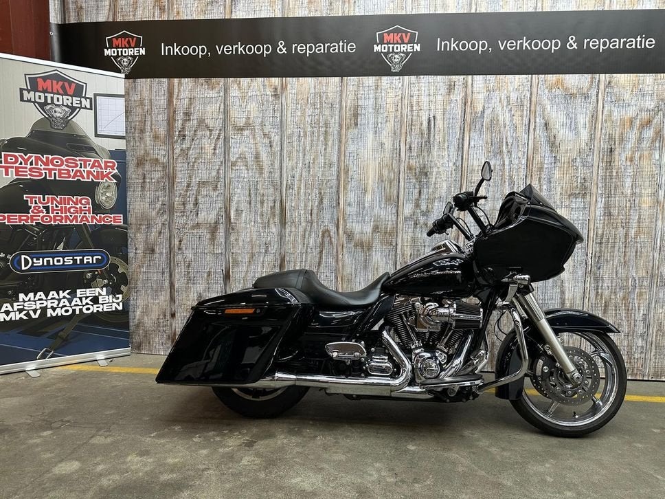 HARLEY-DAVIDSON ROAD GLIDE SPECIAL FLTRXS (bj 2015), 2 cilinders, 1690 cc, HARLEY-DAVIDSON, Motorrijbewijs A