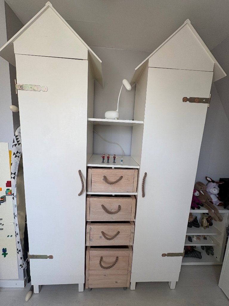 kasteel kast wit, hout, Gebruikt, 200 cm of meer, 50 tot 100 cm, 25 tot 50 cm
