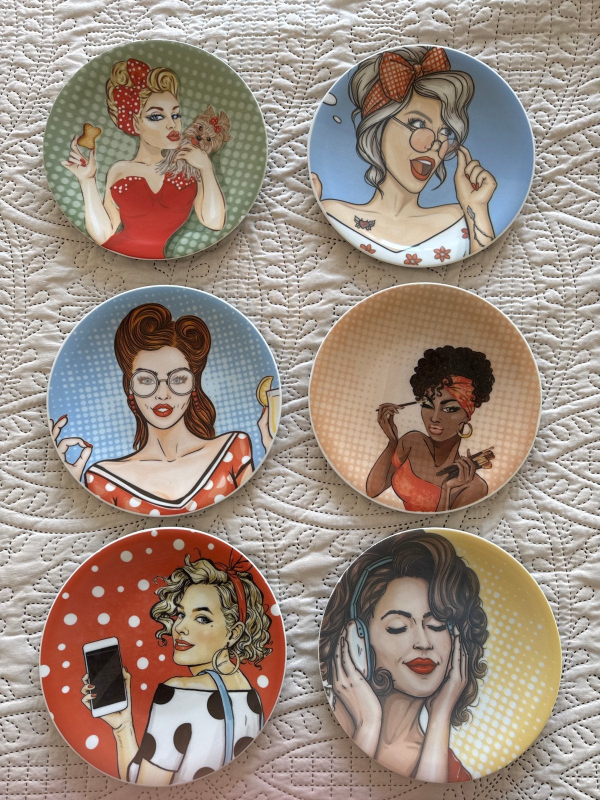 Decoratieve borden met Pop Art dames - Nieuw, Ophalen, Meerkleurig, Nieuw, Modern