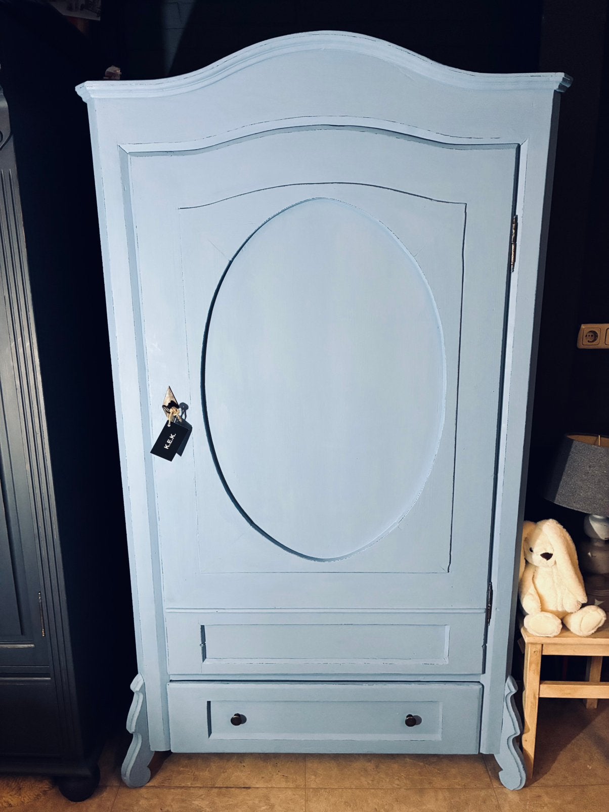 Brocante ééndeurskast Lavende ( hang/leg), Kinderen en Baby's, Kinderkamer | Commodes en Kasten, 50 tot 70 cm, 105 cm of meer