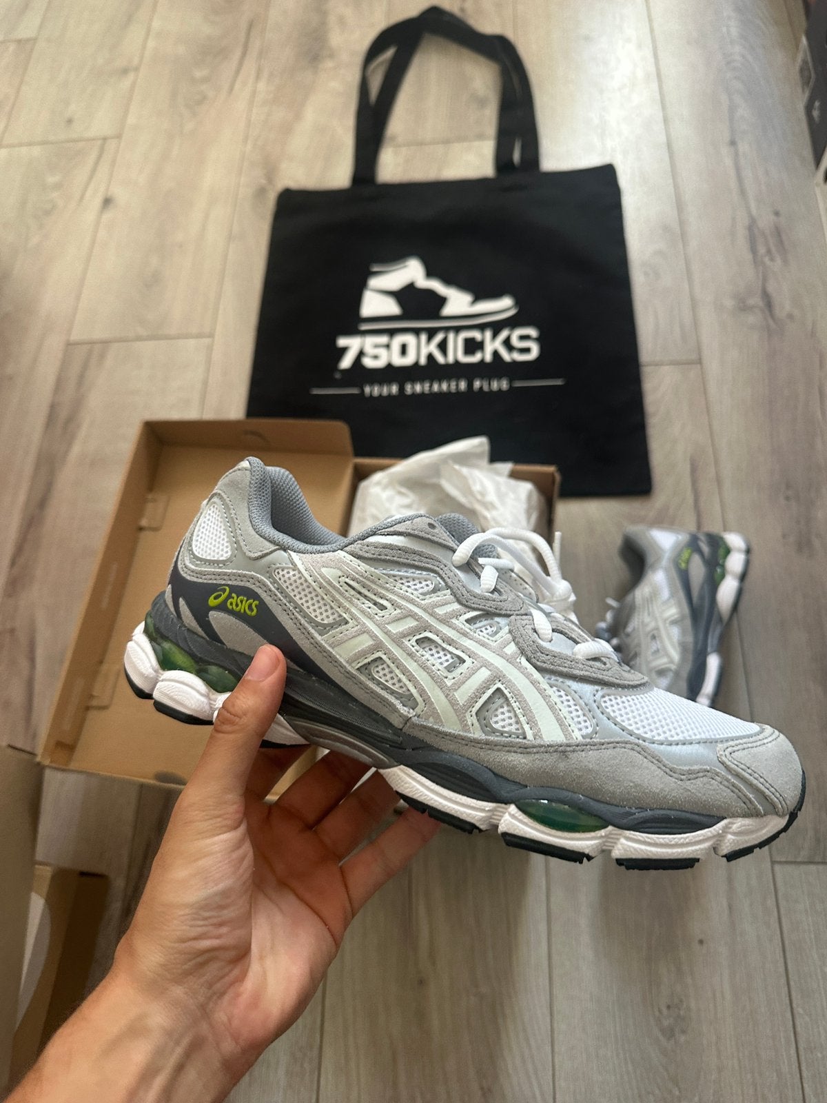 ASICS Gel-NYC White Glacier Grey Maat EU41,5 41.5, Overige kleuren, Nieuw, Ophalen of Verzenden, A