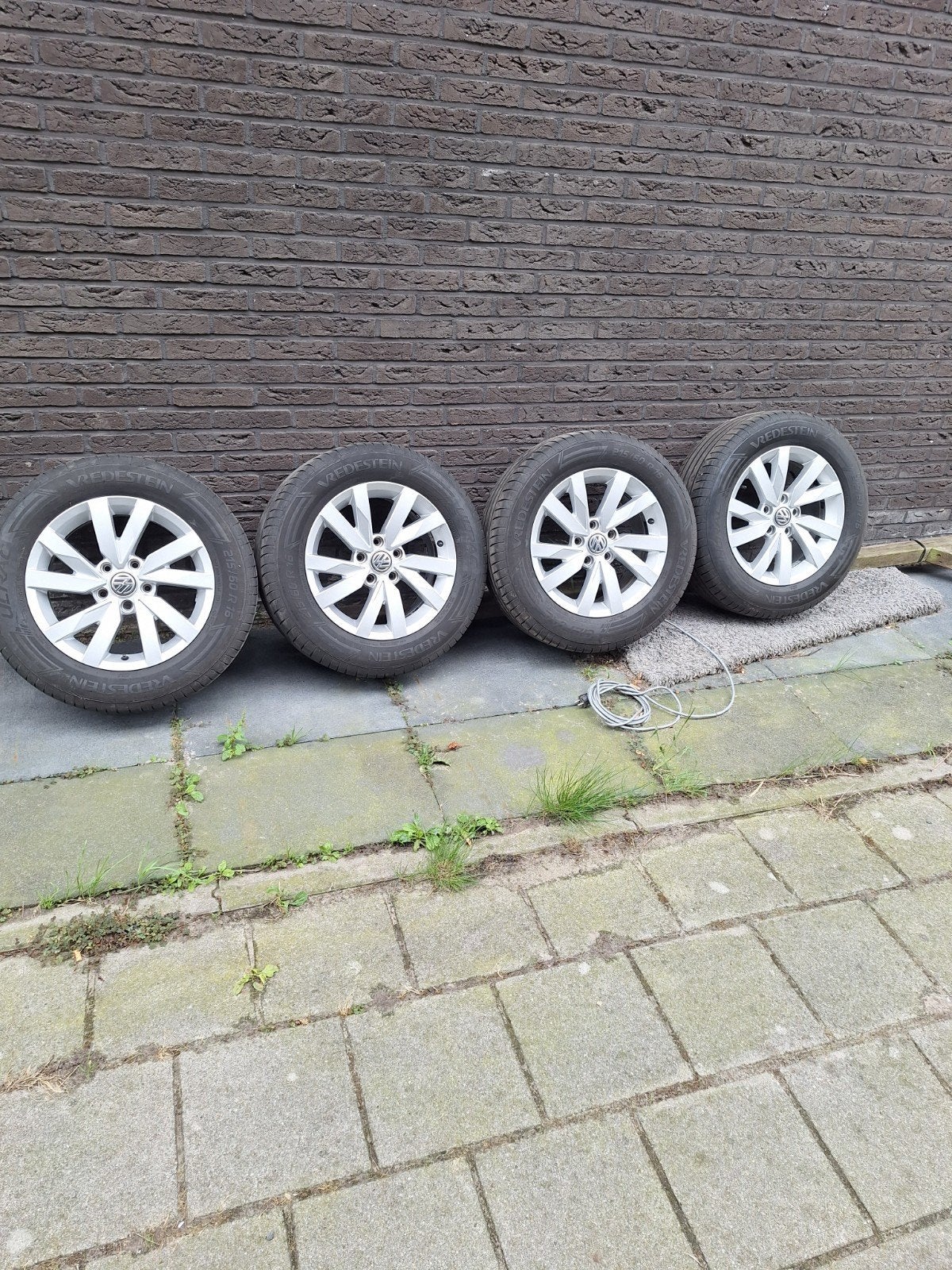 Vw Passat B8 Vredestein zomerbanden met velgen 215/60 R16, Ophalen, 16 inch, Banden en Velgen, Personenwagen