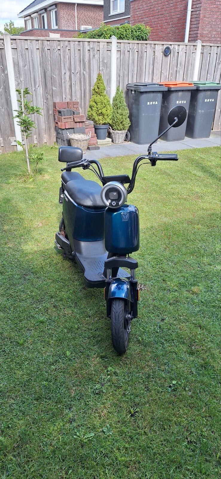 Yadea elektrische scooter - Zo goed als nieuw, Ophalen, Zo goed als nieuw, Elektrisch, Overige merken