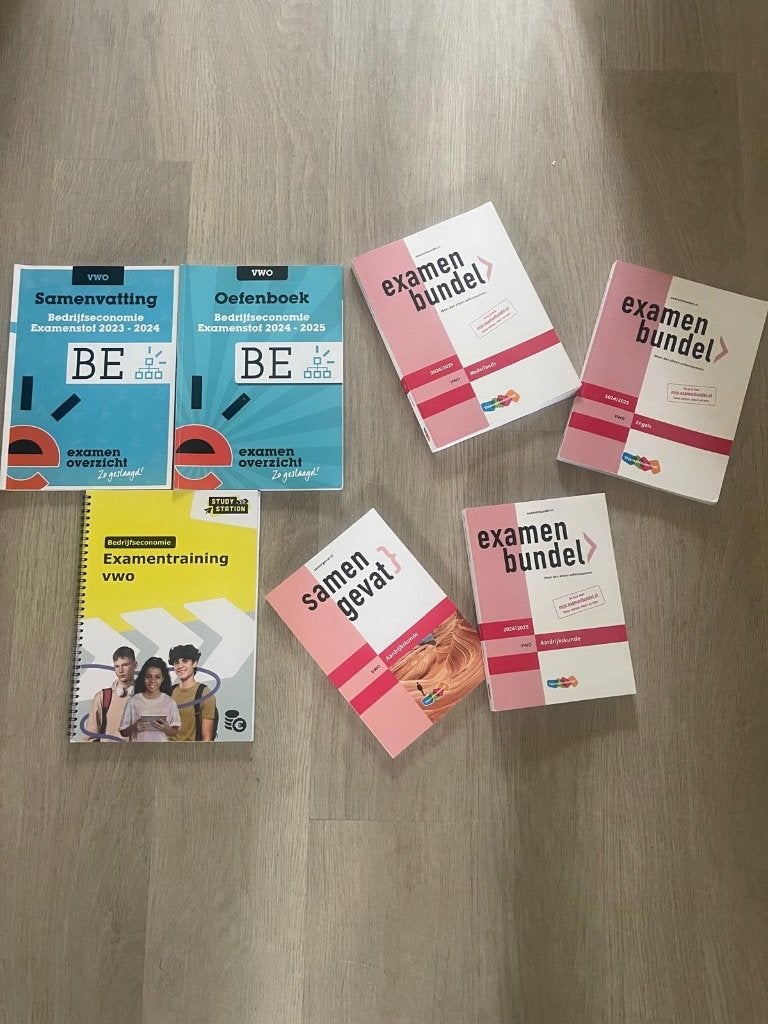 Examenbundels VWO, Overige vakken, VWO, Diverse auteurs, Ophalen of Verzenden