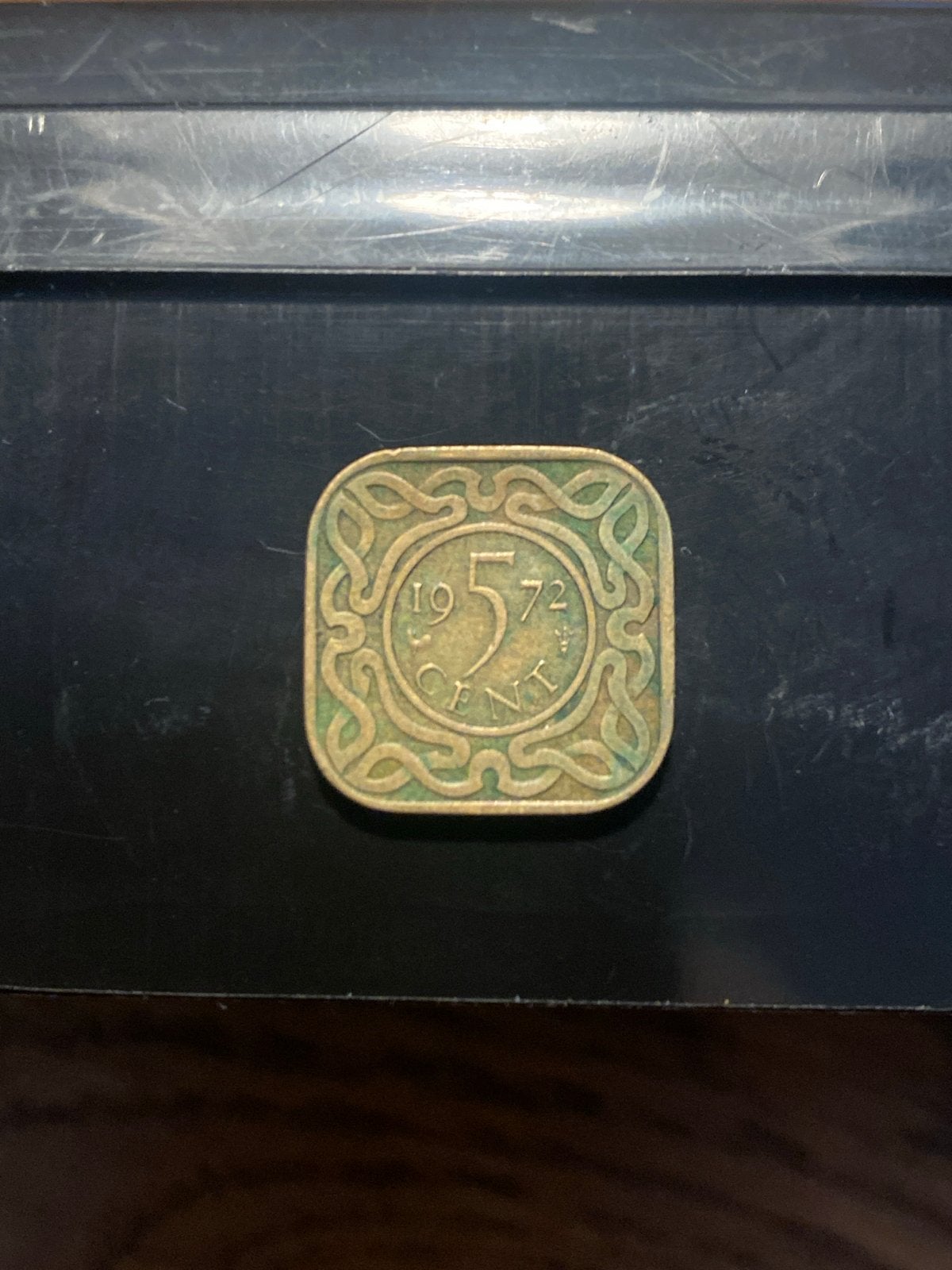 Surinaamse 5 cent munt uit 1972, Postzegels en Munten, Ophalen of Verzenden, Koningin Juliana, Overige waardes, Losse munt