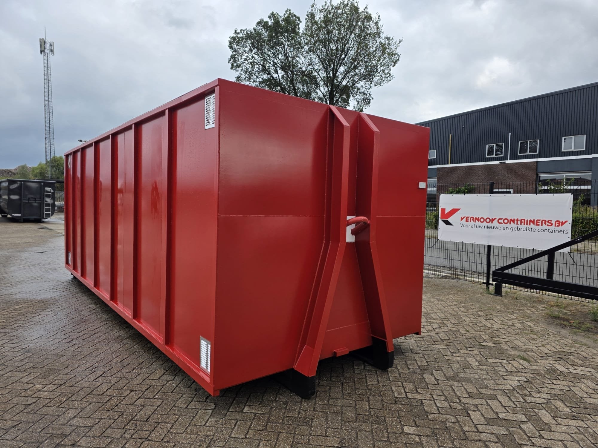 VERNOOY INRIJ / MAGAZIJN CONTAINER 9502 (bj 2026), Dave Vernooij, Dave@vernooy.nl, Kellensedwarsweg 9
4004JC  Tiel, NL