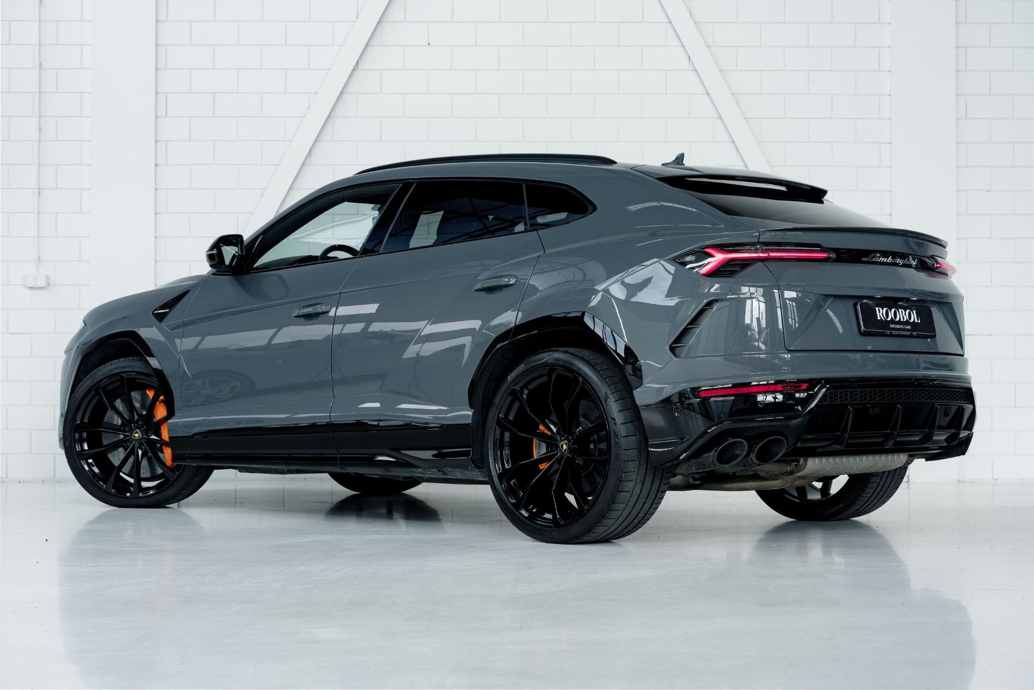 Lamborghini Urus 4.0 V8 Grigio Telesto l Massage l Entertain, Auto's, Automaat, Urus, Gebruikt, Alcantara