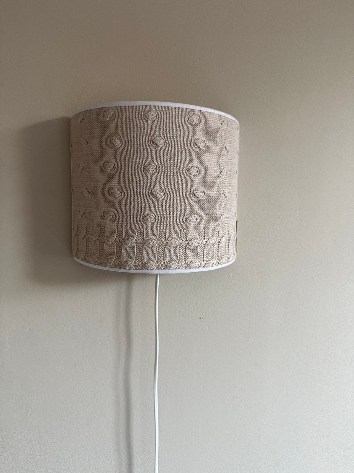 Merk is baby's only lamp, Beige, Overige merken, Ophalen of Verzenden, Zo goed als nieuw