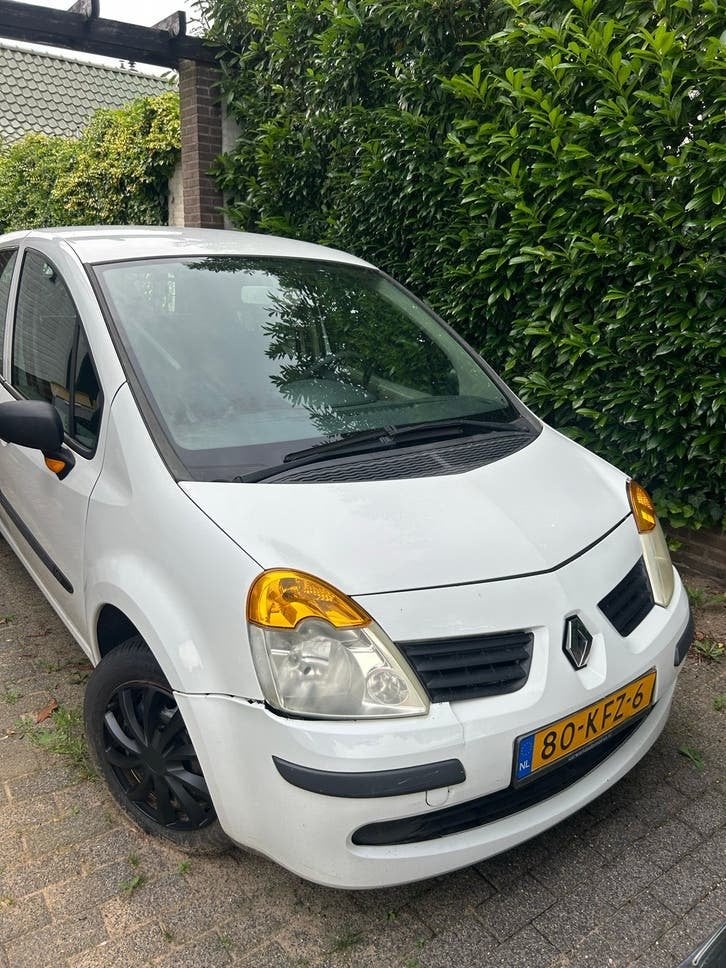 Renault Modus 1.2 16V 2005 129308 km Wit nagenoeg jaar apk, Auto's, Renault, Voorwielaandrijving, Stof, 4 cilinders, 1055 kg