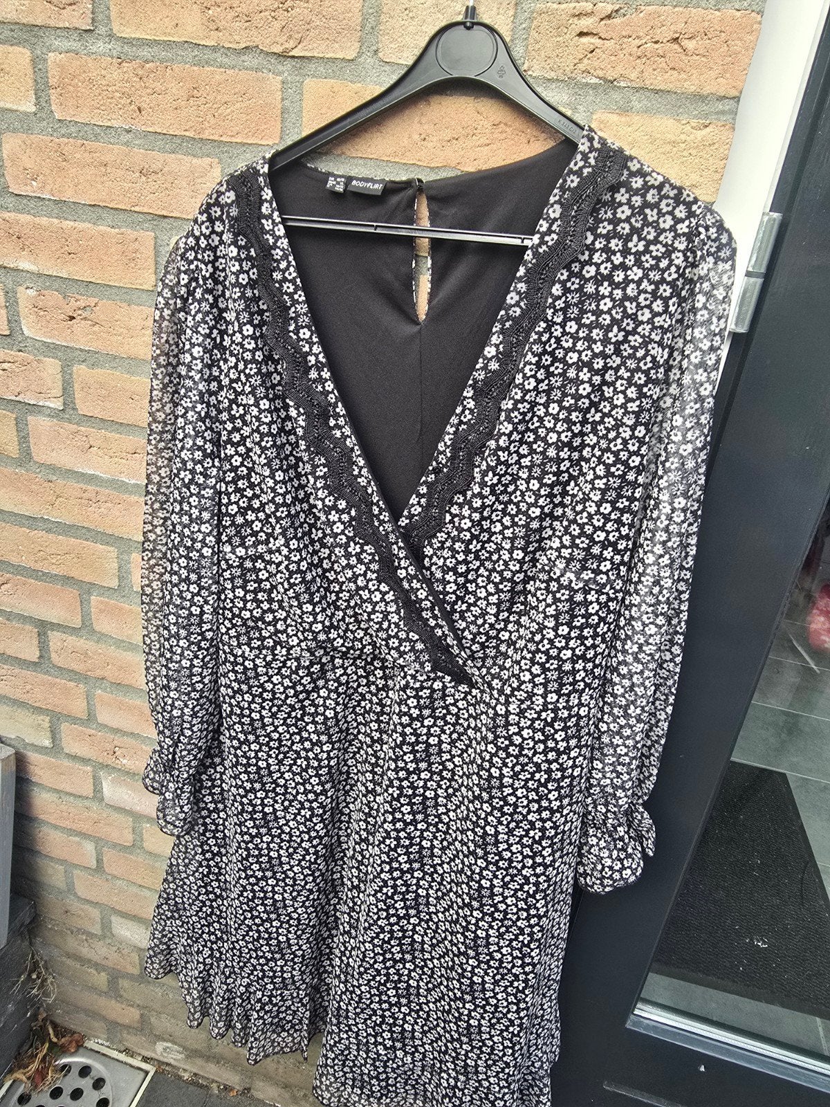 Bodyflirt jurk met bloemenprint en kant maat 48 /50 nieuw, Zwart, Maat 46/48 (XL) of groter, Nieuw, Ophalen of Verzenden
