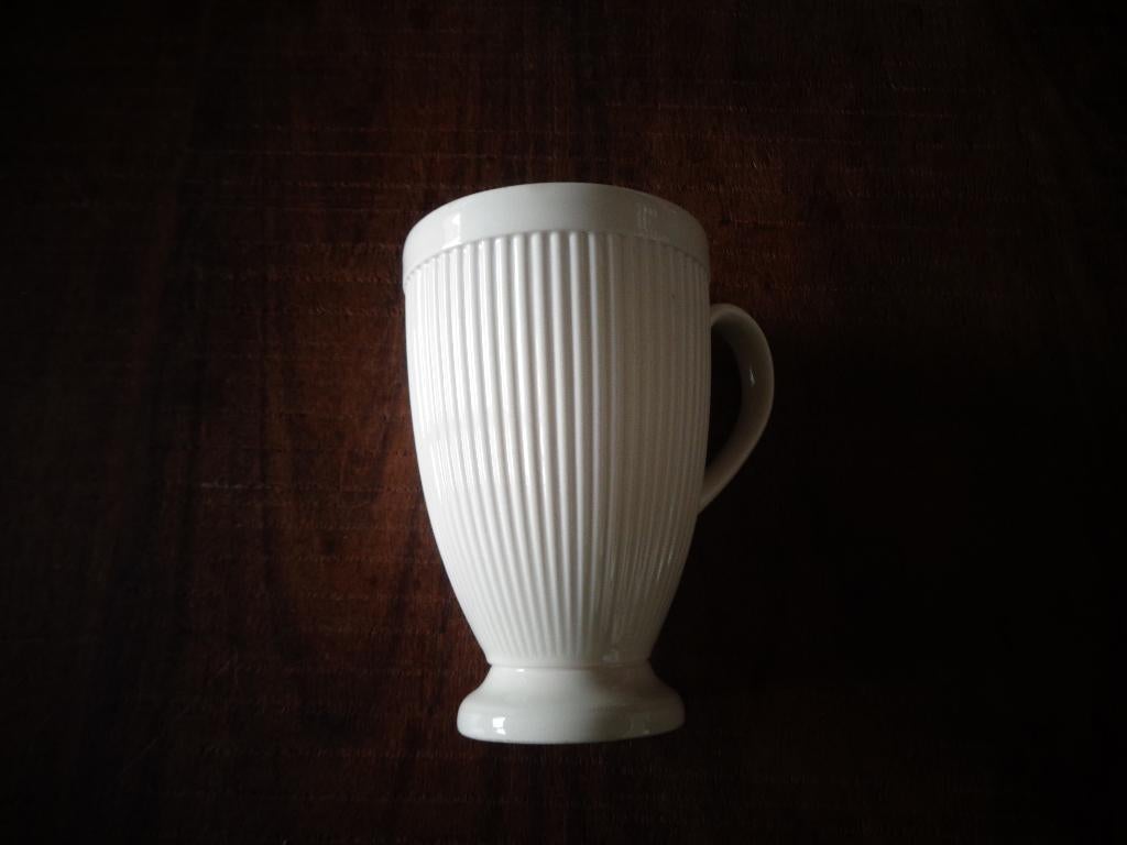 Wedgwood beker Windsor op voet, Huis en Inrichting, Keuken | Servies, Overige materialen, Ophalen of Verzenden, Zo goed als nieuw