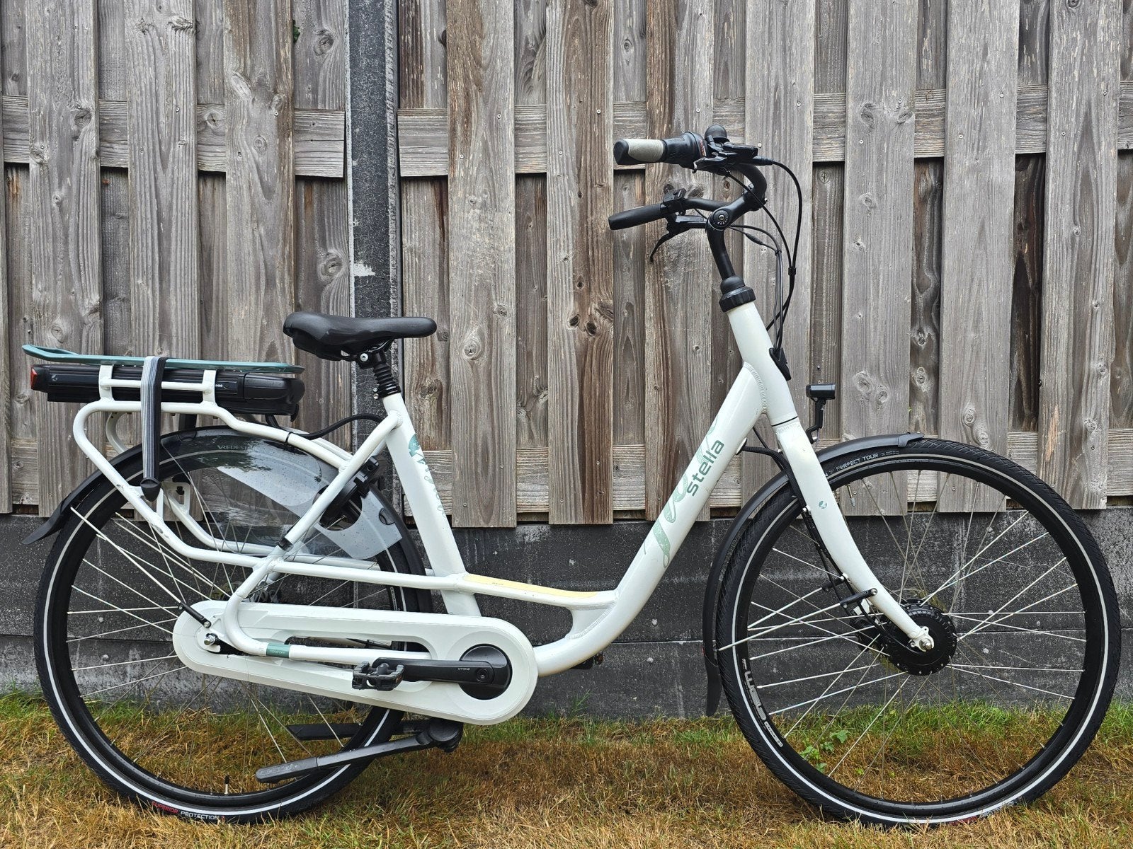 Stella Fiore 54cm Dames Moederfiets E-Bike Elektrischefiets, 53 tot 56 cm, Versnellingen, Zo goed als nieuw, Schijfrem