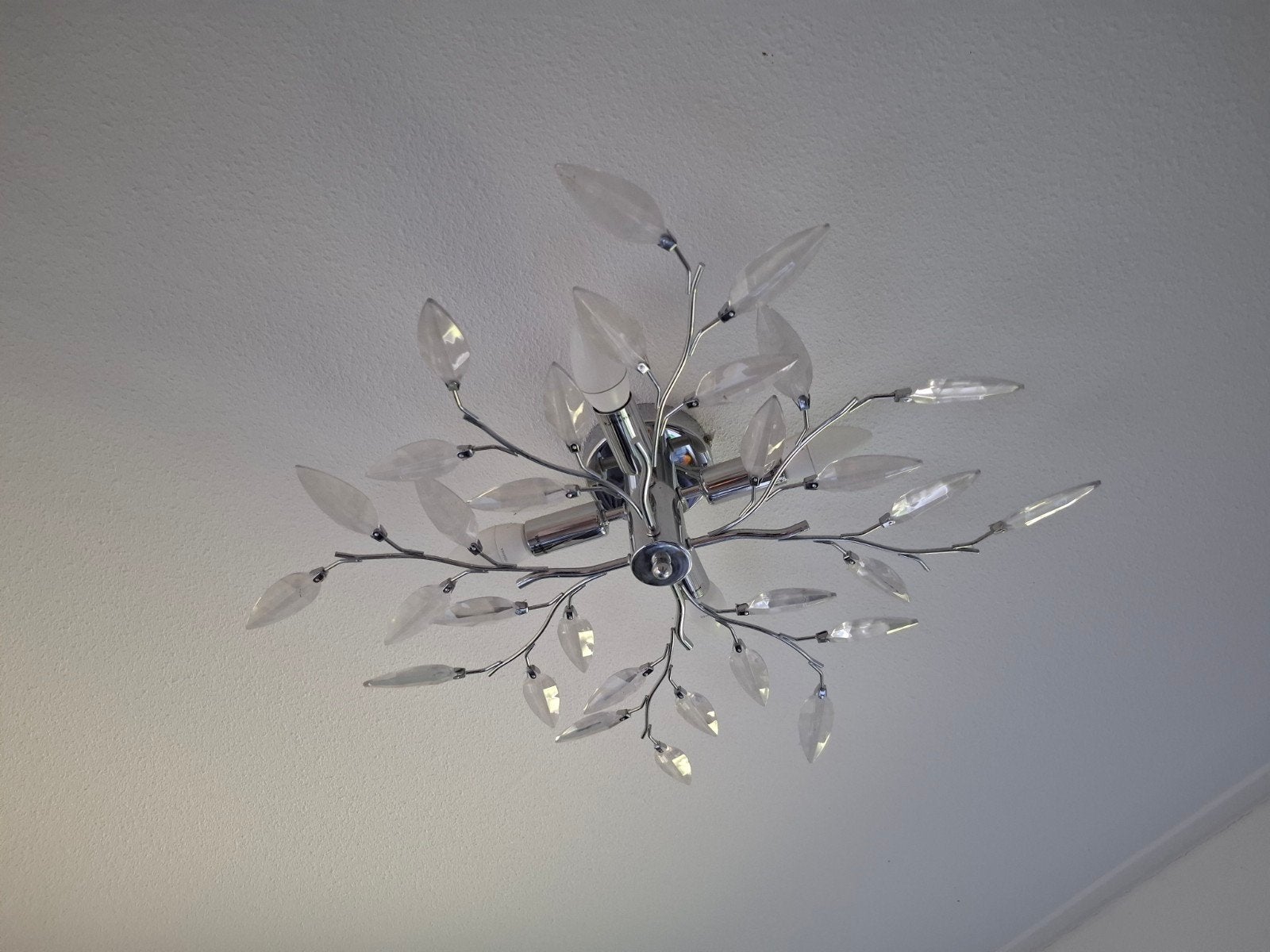 Plafondlamp met takken en bladeren - Sfeervolle verlichting, Huis en Inrichting, Lampen | Plafondlampen, Zilver, E14 (klein), Ophalen of Verzenden