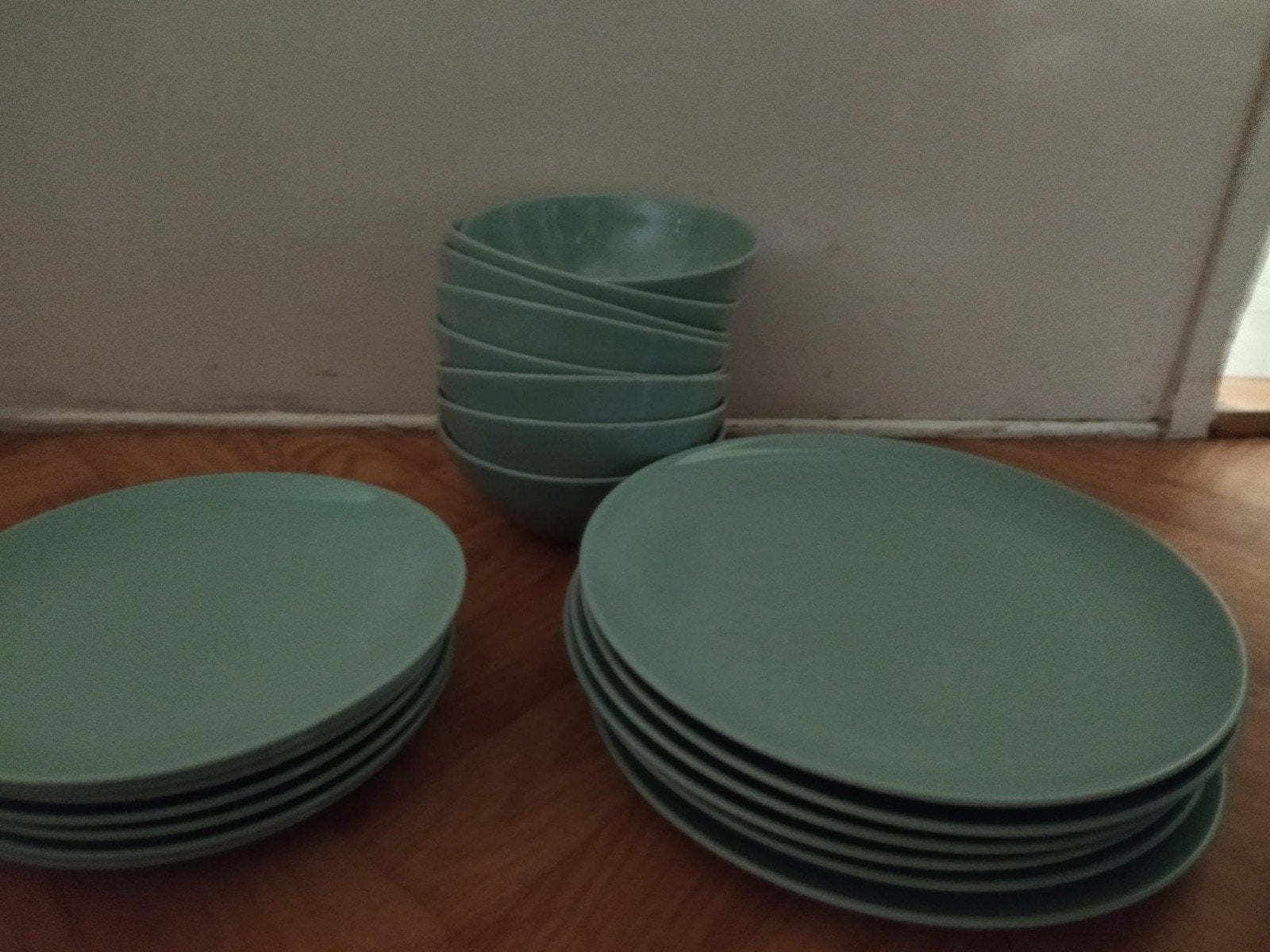 Ikea servies. Mint groen. 1 koop., Huis en Inrichting, Ophalen, Zo goed als nieuw, Bord(en), Modern