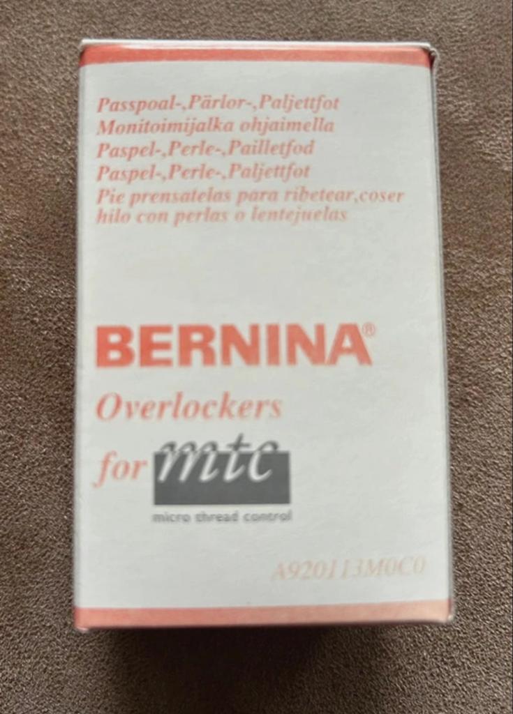 Bernina Overlock MTC Naaivoet - Nieuw, Boeken, Ophalen of Verzenden, Nieuw, Overige uitgevers