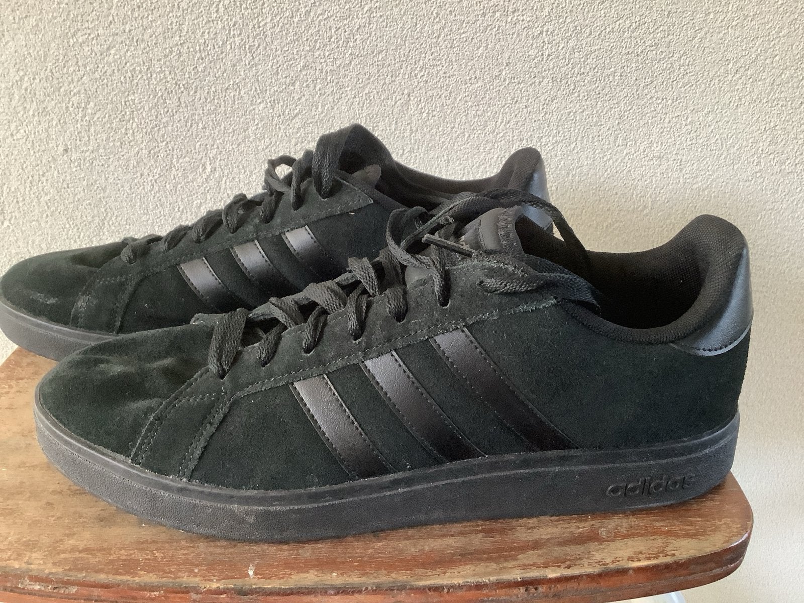 Adidas Grand Court sneakers - Zwart - Maat 47 1/3, Ophalen of Verzenden, Gedragen, Zwart, Sneakers of Gympen