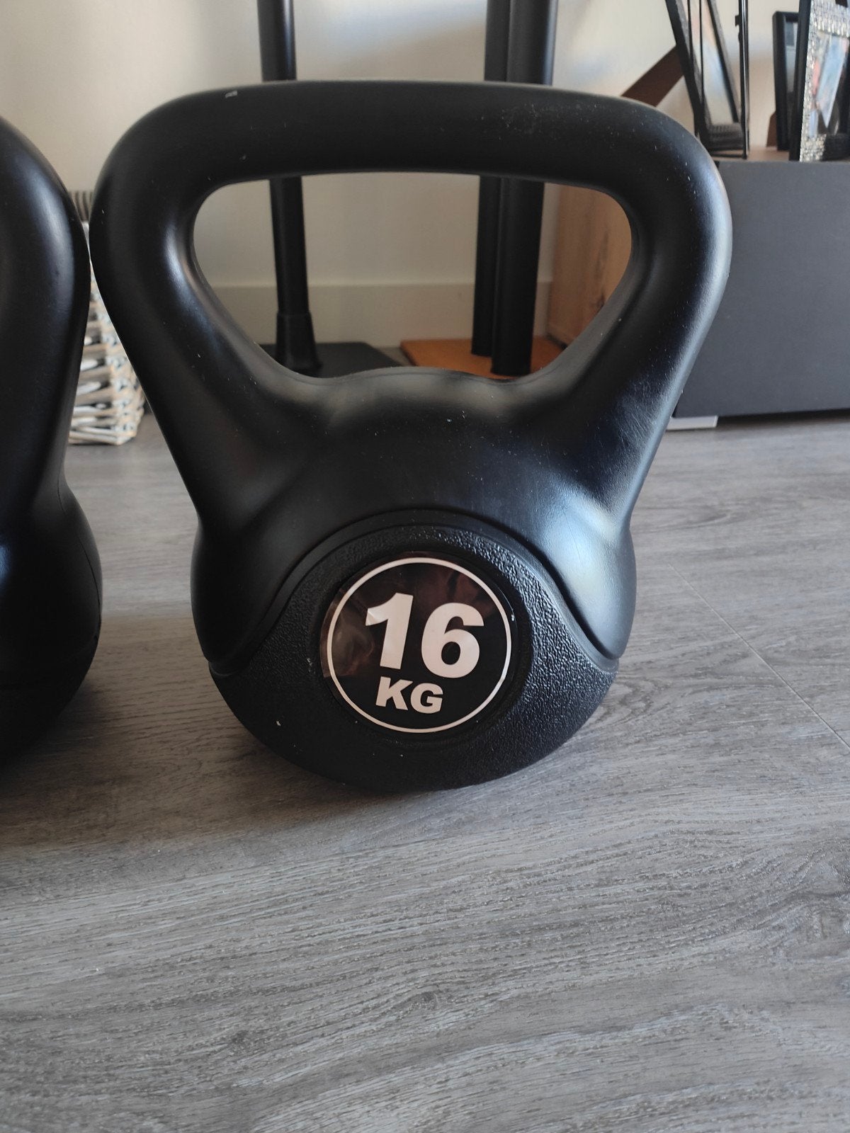 1 nieuwe kettlebell van 16 kg, Sport en Fitness, Fitnessmaterialen, Ophalen, Nieuw, Kettlebell