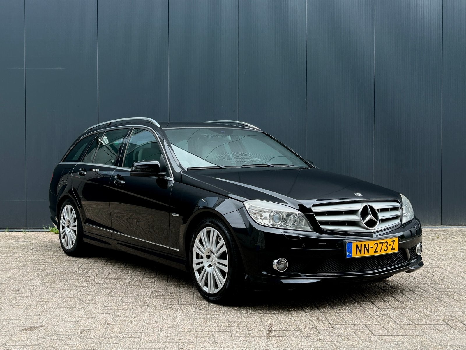 Mercedes-Benz C-Klasse 3.0 C280 AMG Autom Xenon Youngtimer, Auto's, Mercedes-Benz, Automaat, 1800 kg, Beige, Leder en Stof
