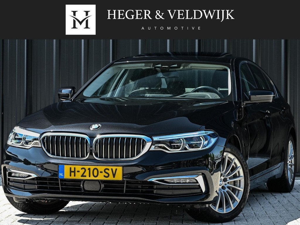 BMW 5-serie 530e iPerformance High Executive | Panoramadak |, Auto's, BMW, Automaat, Achterwielaandrijving, Gebruikt, 4 cilinders