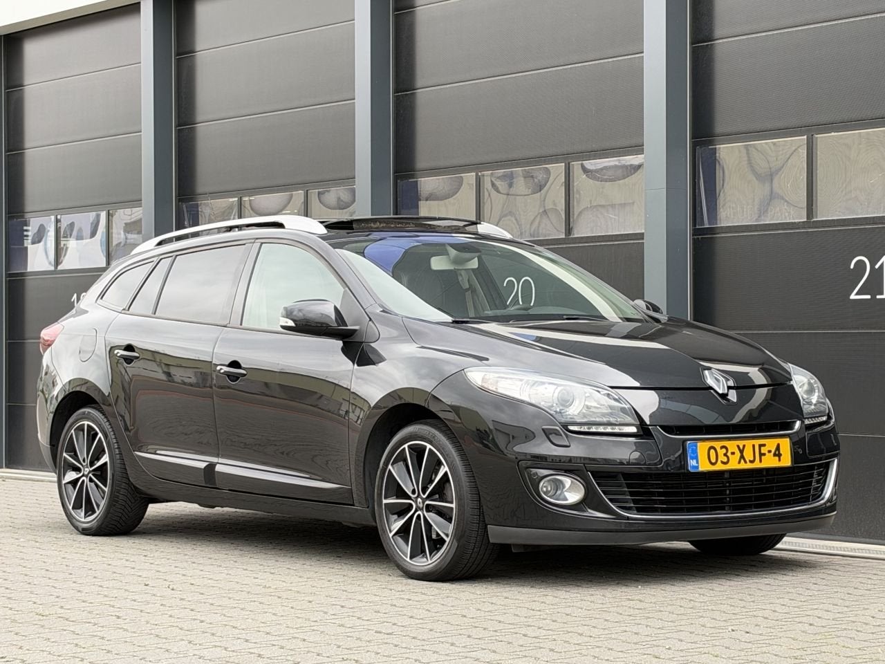 Renault Mégane 1.5 dCi Bose Pano Clima Camera (bj 2012), Automaat, 1264 kg, Zwart, Diesel
