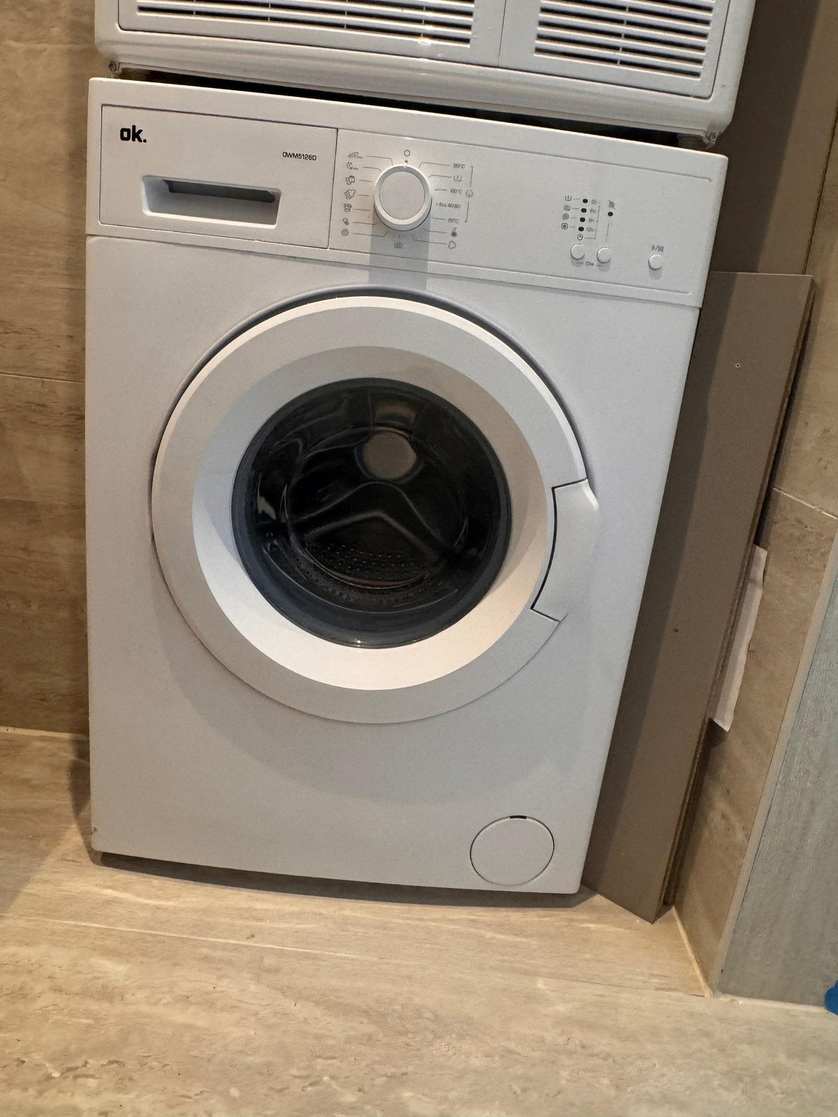Wasmachine OK, Witgoed en Apparatuur, Wasmachines, Gebruikt, 85 tot 90 cm, 1200 tot 1600 toeren, Ophalen of Verzenden