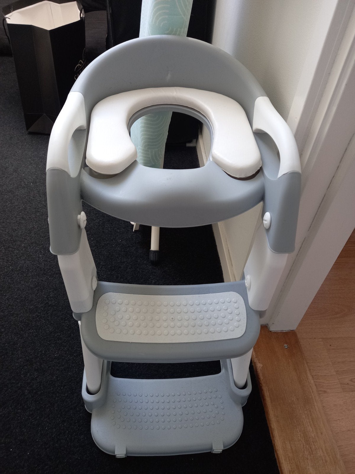 Kinder Toilet Trainer met Opstapje - Grijs/Wit, Ophalen of Verzenden, Gebruikt