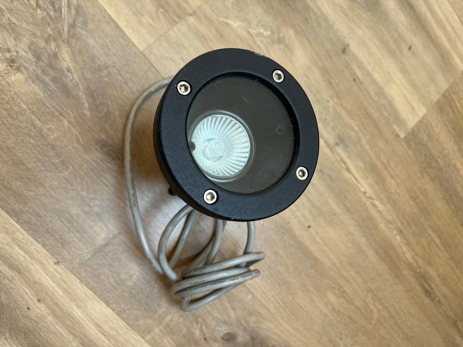 Zwarte LED grondspot met stekker, Gebruikt, Minder dan 50 watt, Aluminium, Ophalen of Verzenden