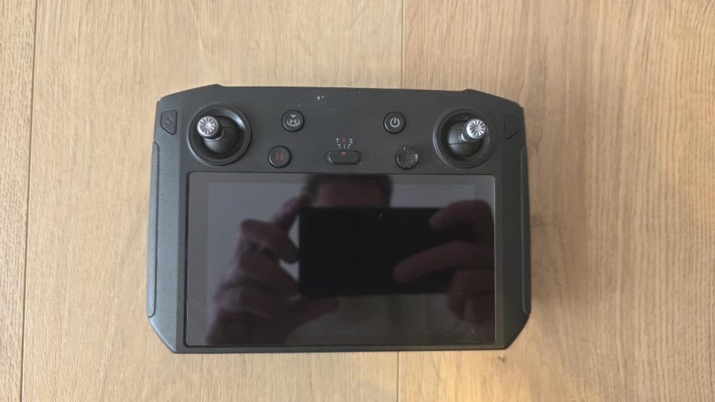 DJI Smartcontroller (Mavic 2 Pro), Gebruikt, 30 tot 45 minuten, Auto Follow, 100 tot 1000 meter