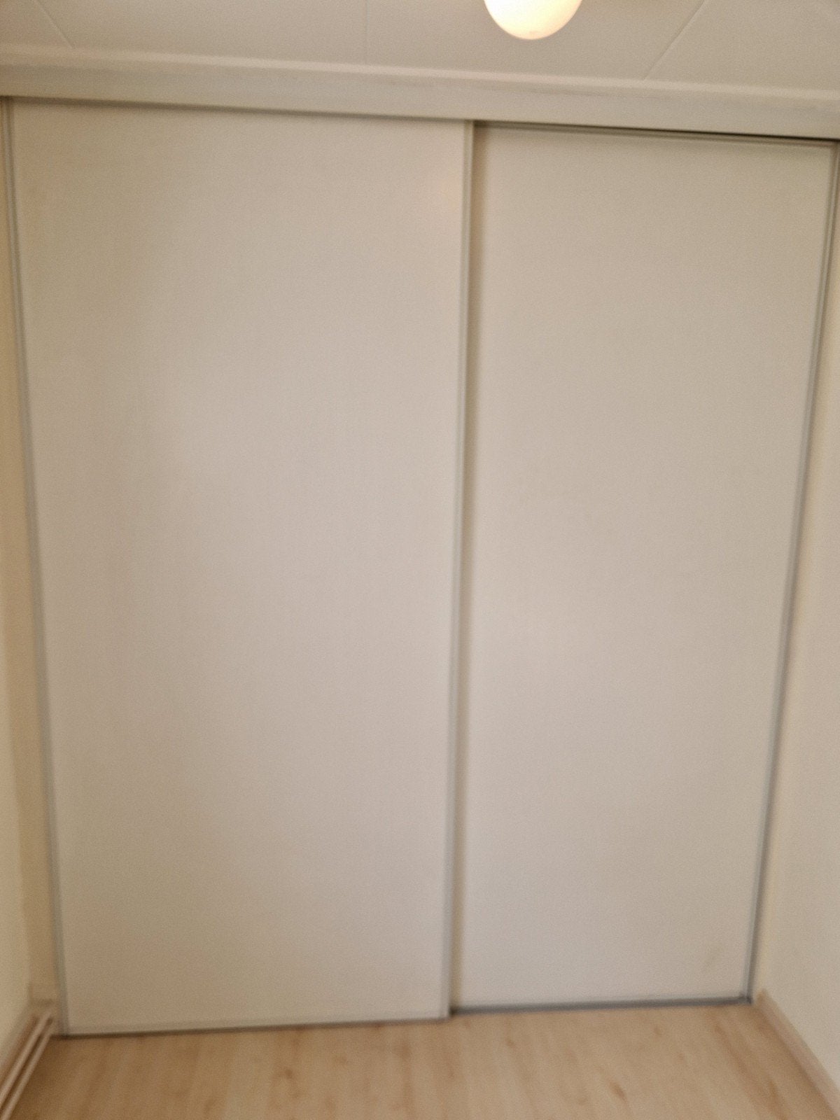 Te koop: 2 schuifdeuren met rails en inbouwkast, Ophalen, 200 cm of meer