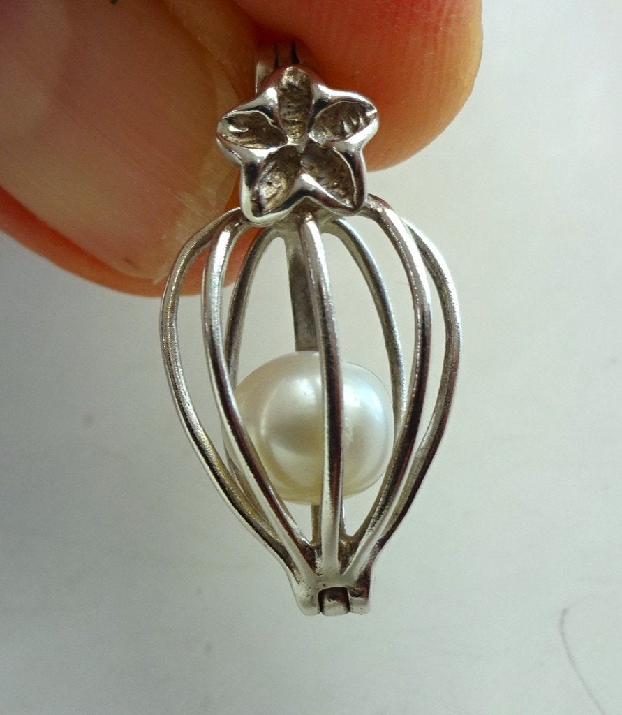 Vintage zilveren hangertje: kooitje + losse parel. Gaat open, Ophalen of Verzenden, Zilver, Hanger, Met edelsteen