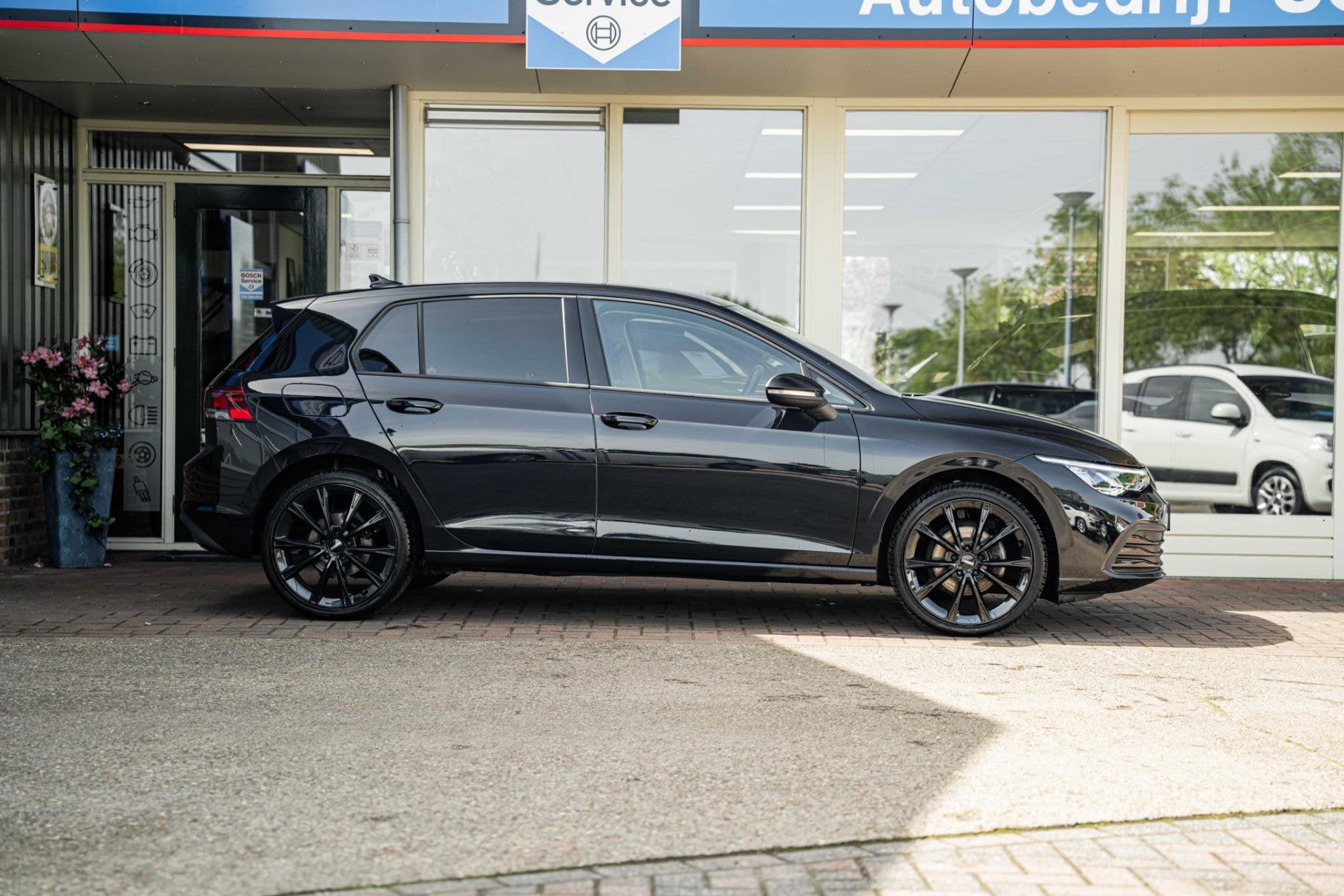 Volkswagen Golf 1.0 TSI Life, Auto's, Voorwielaandrijving, 12 maanden, Stof, Gebruikt
