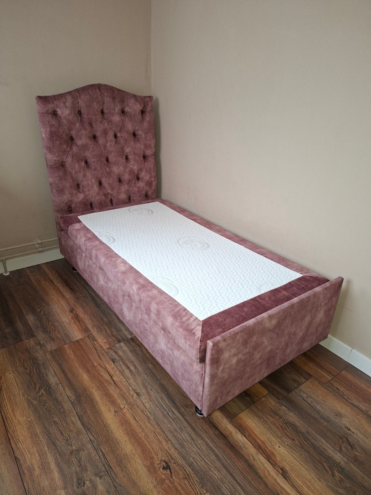 Kinder boxspring oudroze met queen hoofdbord, Ophalen, Eenpersoons, 190 cm of minder, Zo goed als nieuw