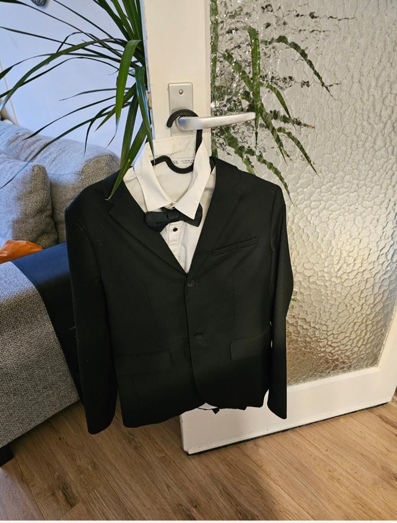 Zara kinder pak, Kleding | Heren, Kostuums en Colberts, Ophalen of Verzenden, Zo goed als nieuw, Overige maten, Zwart