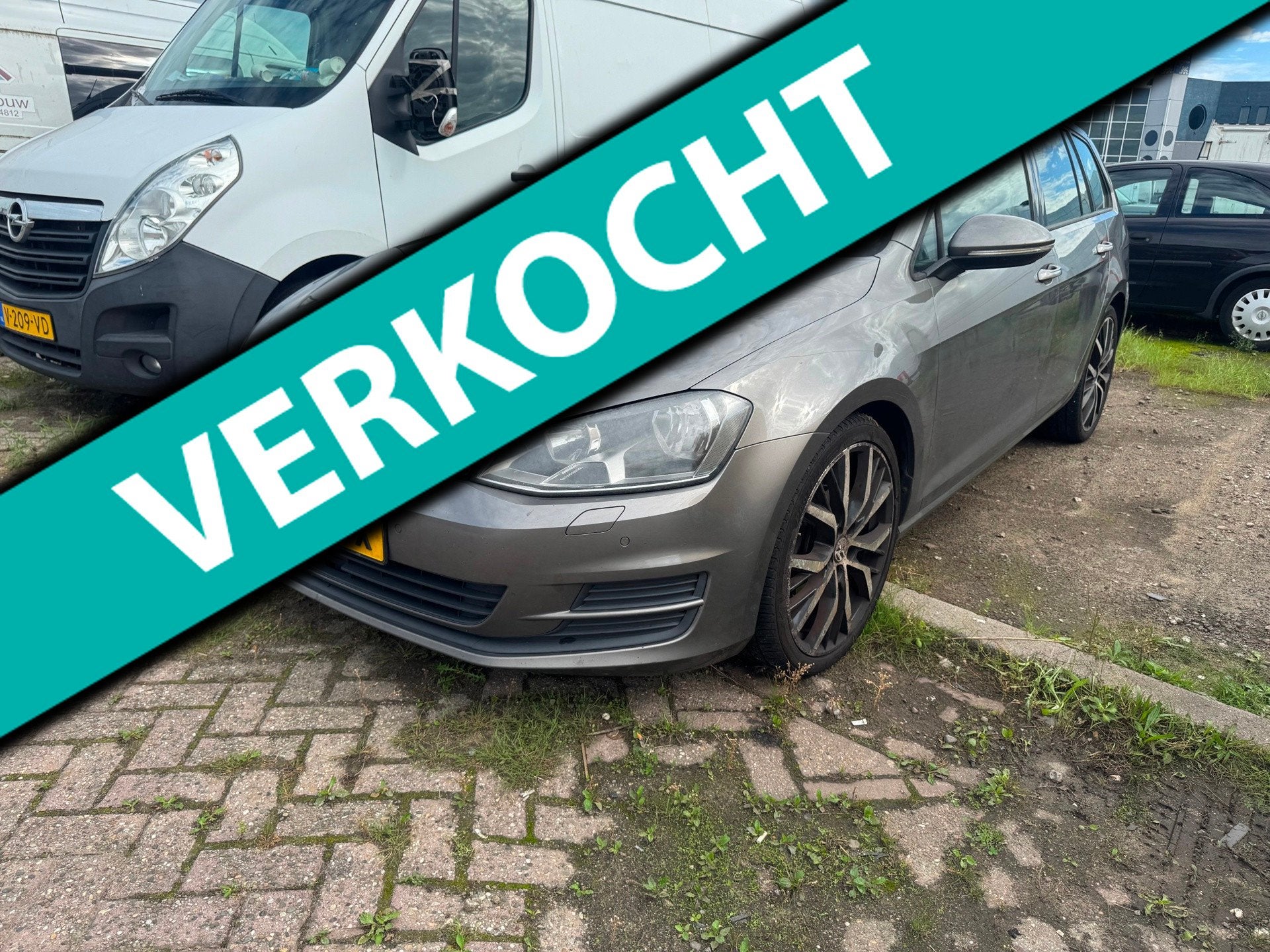 Volkswagen Golf Variant 1.6 TDI AUTOMAAT MEGATRONIC DEFECT !, Auto's, Euro 5, Gebruikt, 4 cilinders, 700 kg