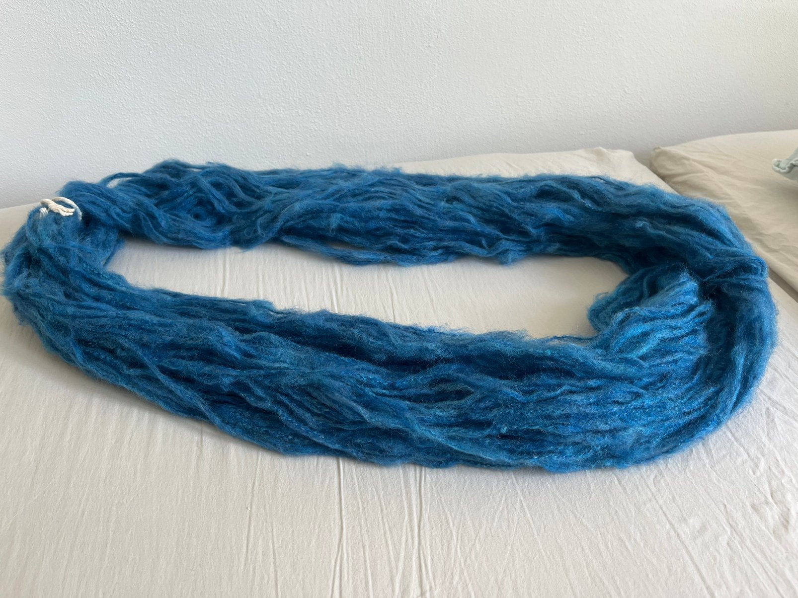 Mohair wol blauw/groen, een prachtige streng, Ophalen of Verzenden, Zo goed als nieuw, Breien of Haken, Wol of Garen