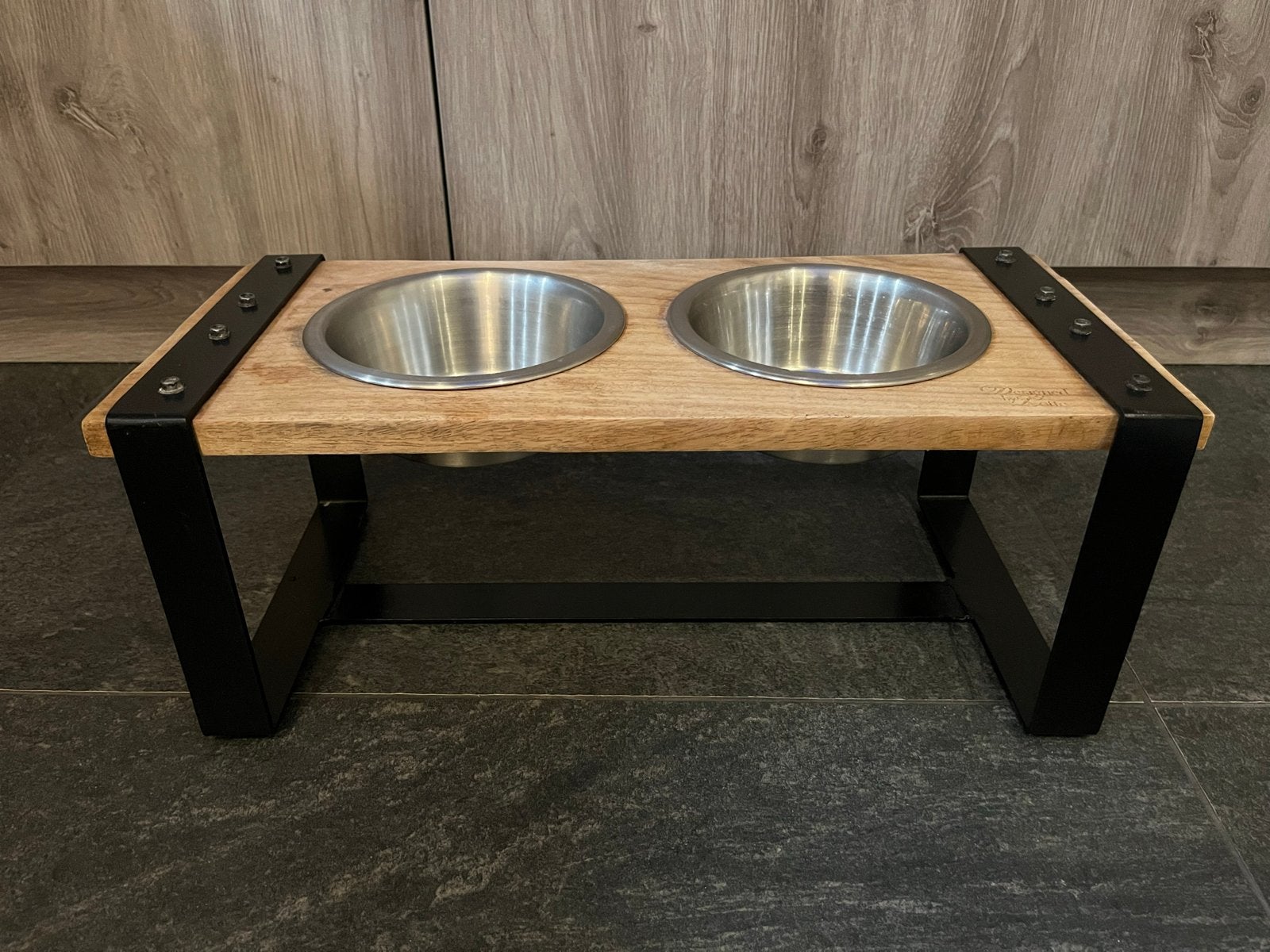 Honden voerbak, Ophalen, Zo goed als nieuw