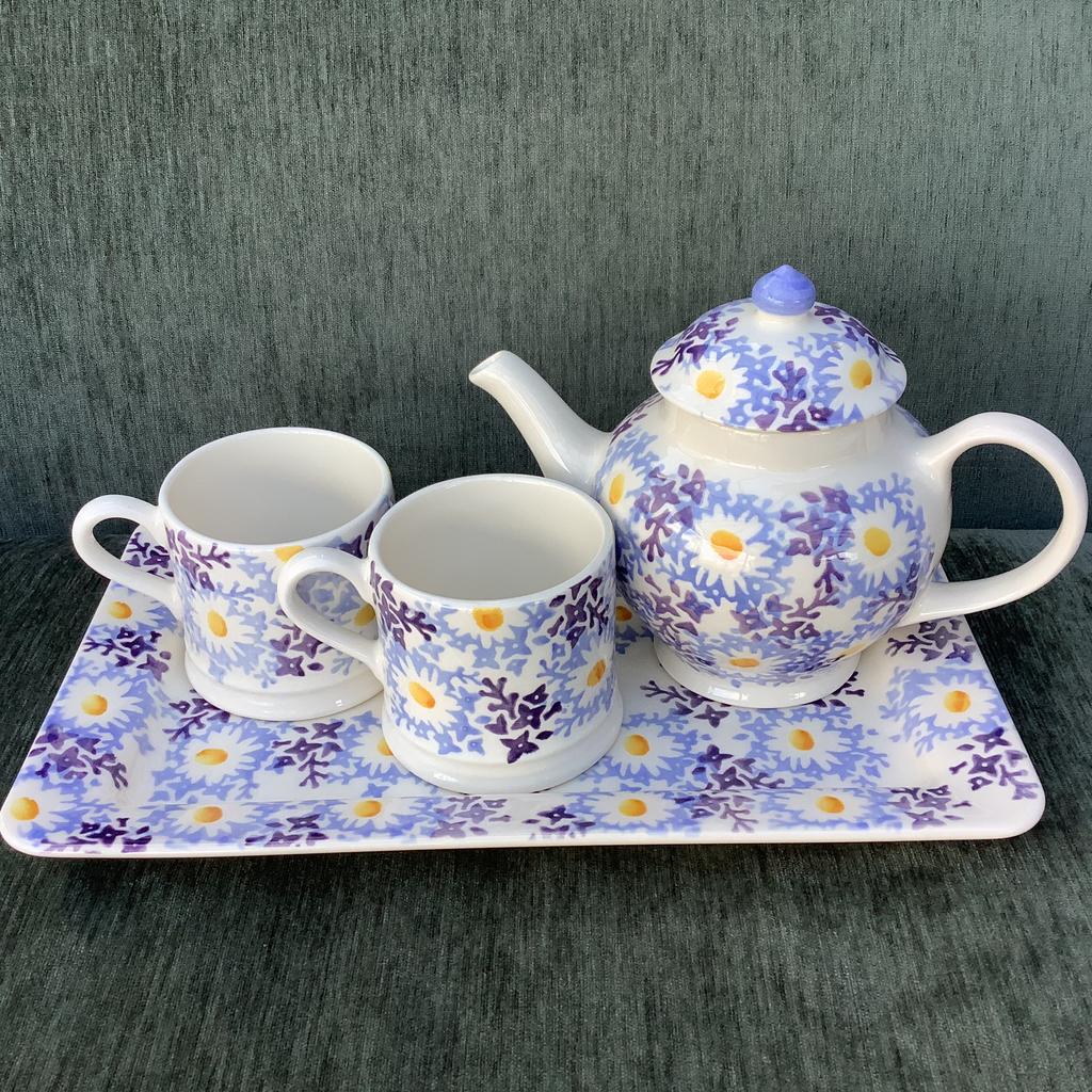 Emma Bridgewater- servies- BLUE DAISY🌼 Mugs+ Teapot- Nieuw!, Nieuw, Ophalen of Verzenden, Overige stijlen, Aardewerk