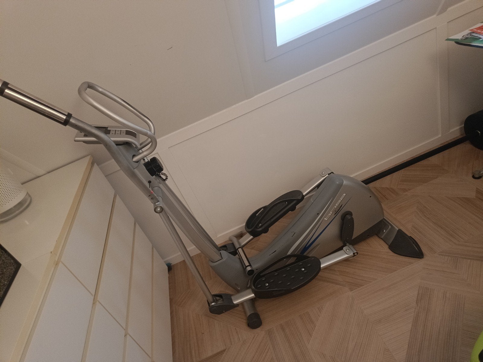 BH Fitness Brisa Crosstrainer - goede staat, Ophalen, Zo goed als nieuw, Crosstrainer, Benen