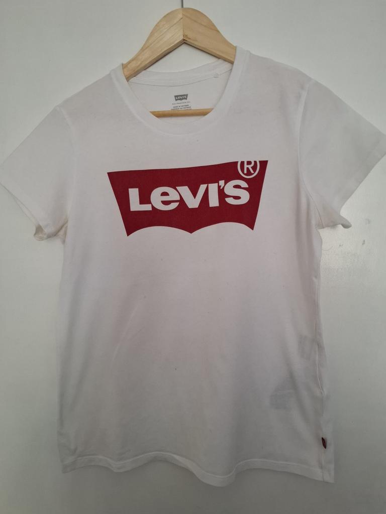 Levi’s T-shirt wit met rood logo – maat M, Verzenden, Zo goed als nieuw, Wit