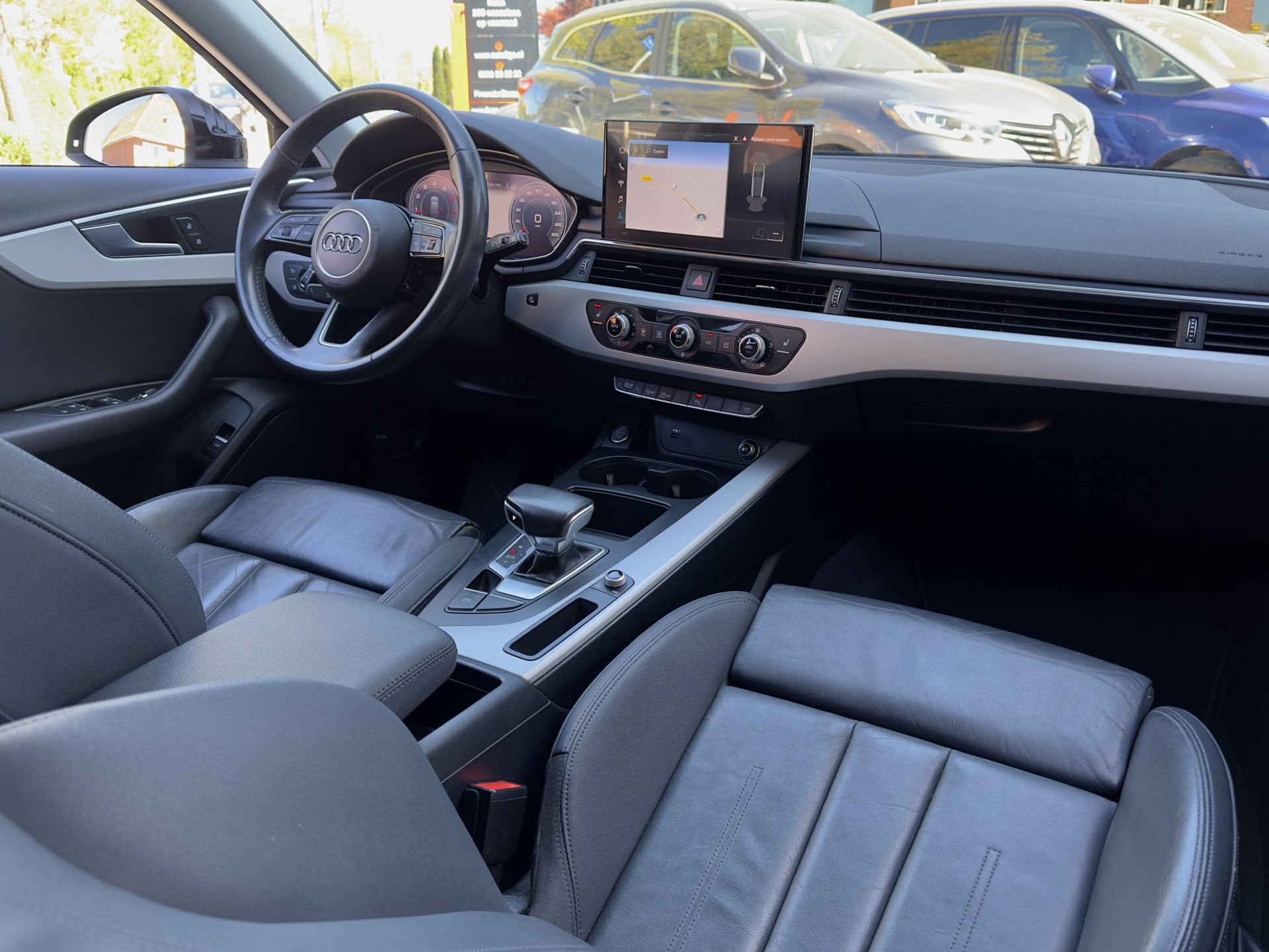 Audi A4 Avant 35 TFSI AUT7 S-LINE LAUNCH EDITION SPORT LEDER, Auto's, Audi, Gebruikt, 4 cilinders, A4, Zwart