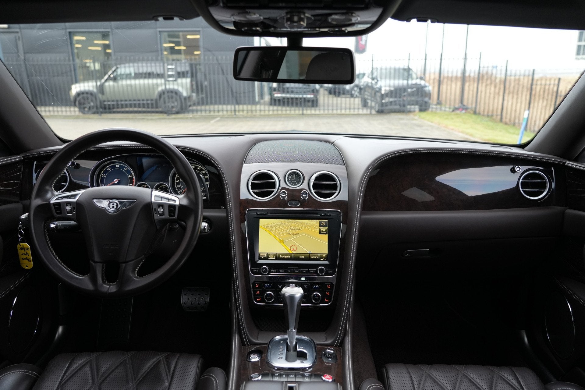 Bentley Flying Spur 6.0 W12 | 626PK | Pano | 21" | Massage |, Auto's, Bentley, Automaat, Gebruikt, Euro 6, 12 cilinders